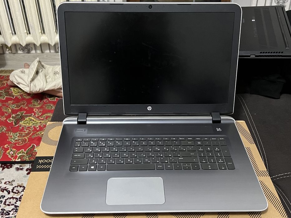 ноутбук HP Pavilion 17