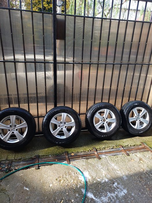 Roti aliaj  16 Zolli  215/ 70 R 16 T Semperit 17 zolli de iarna Mitsub