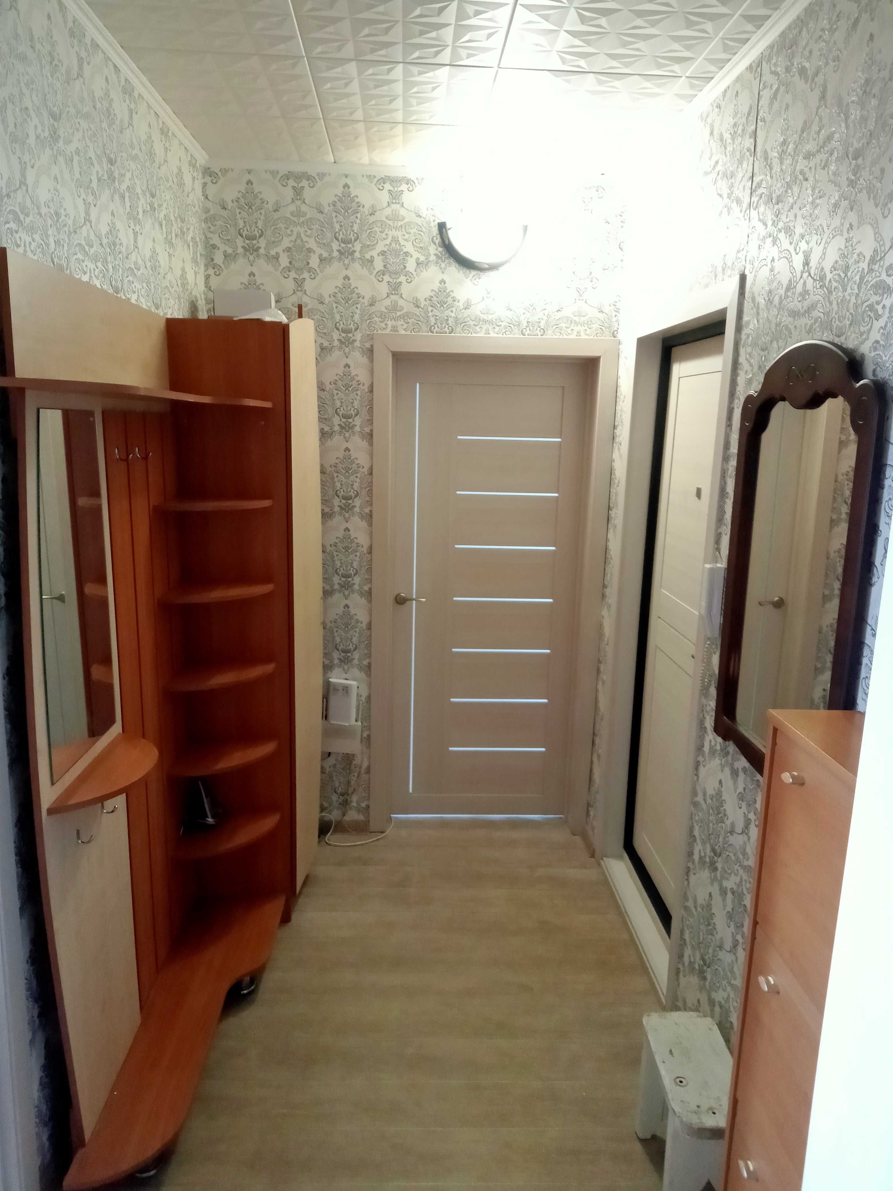 Продам 2 комнатную квартиру 7 мкр 43 дом.