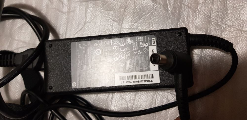 Оригинални зарядни за лаптоп HP