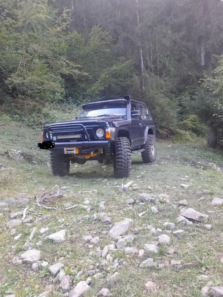 Nissan patrol y60