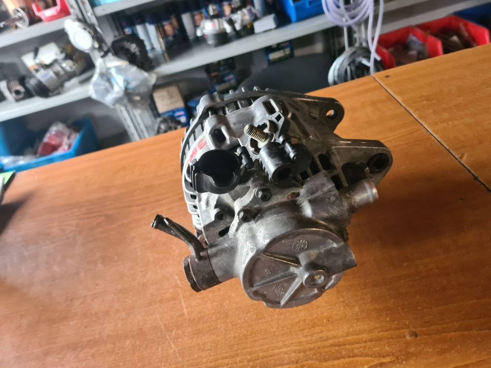 Alternator Hyundai Terracan 2.9 CRDI Kia Carnivale 2.9 crdi