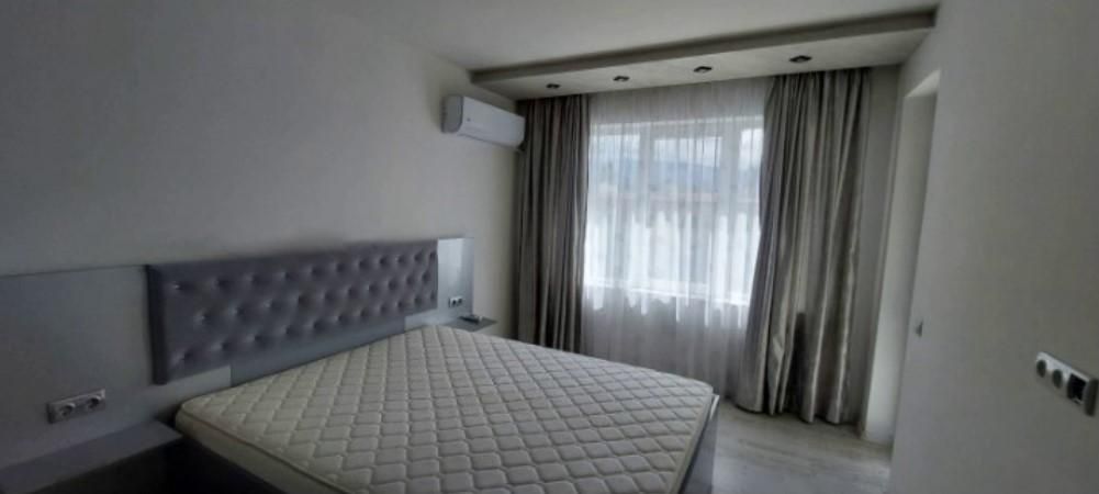 Дава се под наем Тристаен апартамент в София, Триъгълника - 101 кв.м за 749 € - Снимка #3