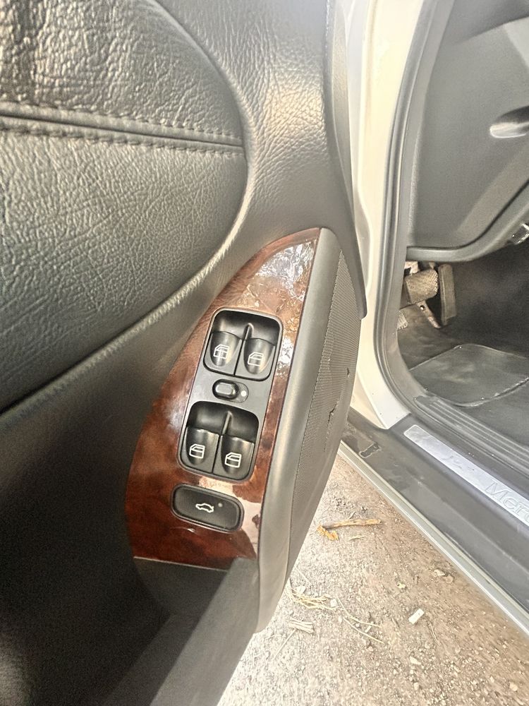 Mercedes C240 цяла или на части