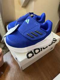 Adidas детские кроссовки