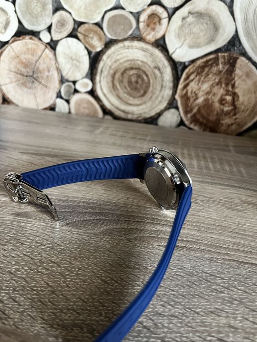 Omega часовник