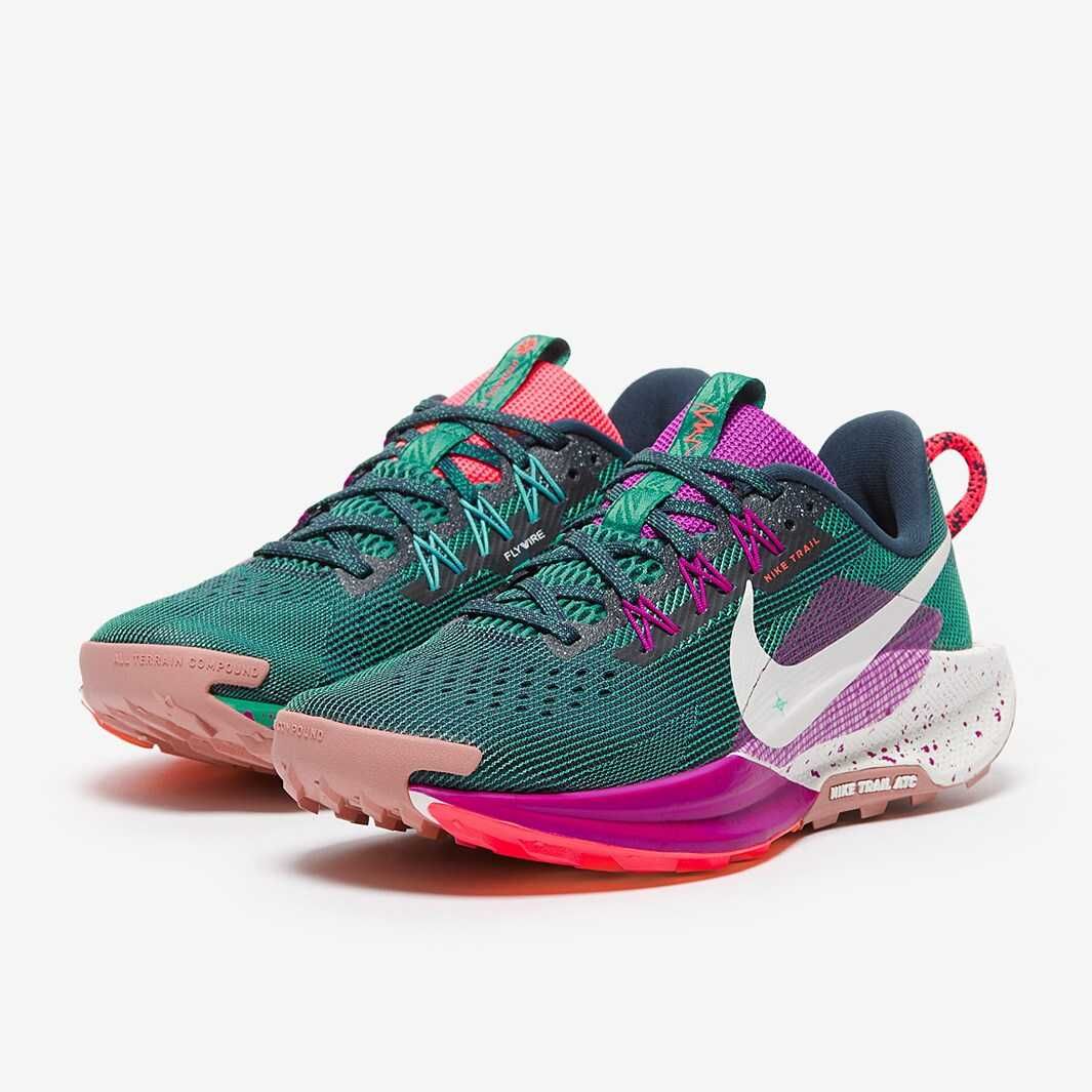 NIKE-маратонки нови