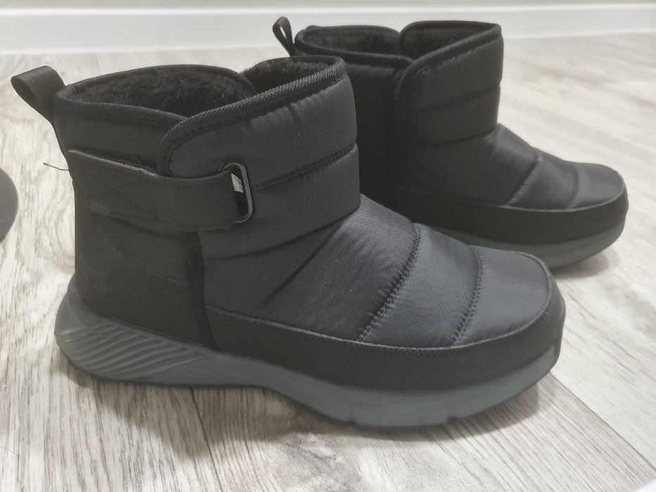 Продам дутыши мужские новые