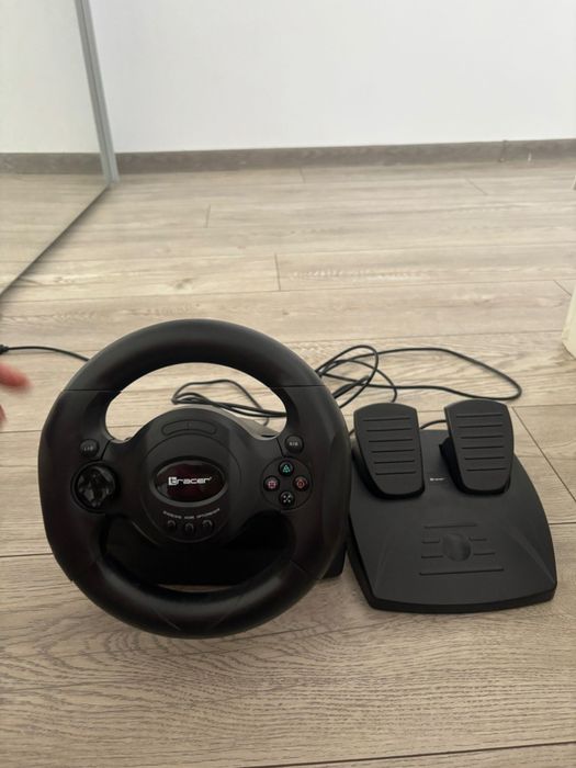 Volan și pedala pentru PS 4