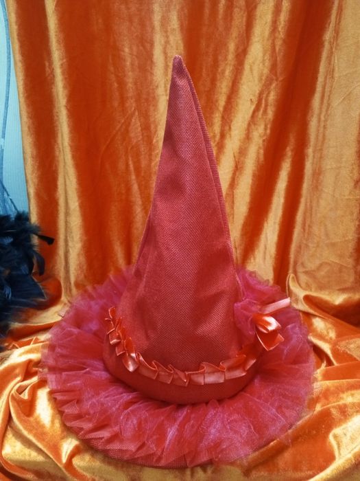 Шляпа ведьмы на Хеллоуин, метла, в наличии и на заказ