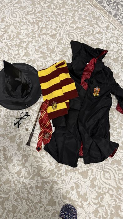 Новогоднмй костю Гарри Поттер