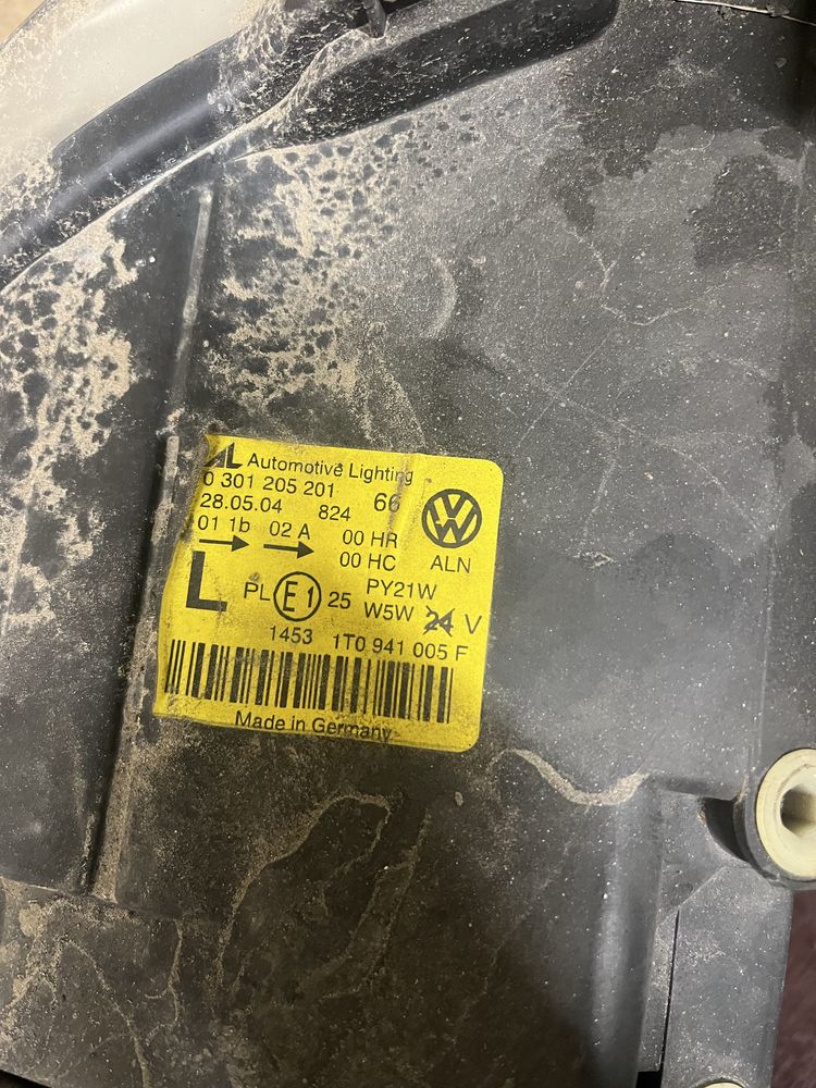 Фарове VW Touran
