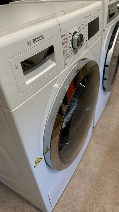 Vand Masina de Spalat Haine Bosch Home Professional si Uscator Seria 8