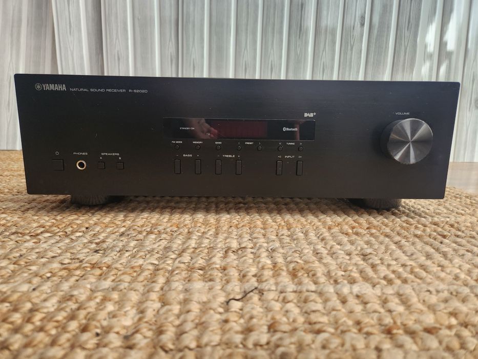 Amplificator Yamaha  r-s202d