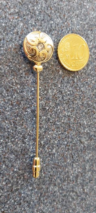 Старинна антикварна златна/18  кар.позлатена немска игла с брилянти