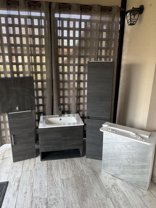 Mobilier baie cu chiuveta