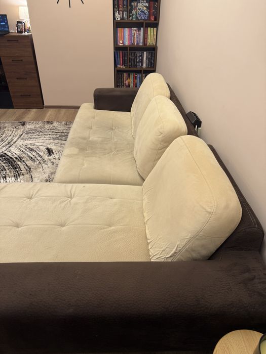 Кафяв ъглов диван