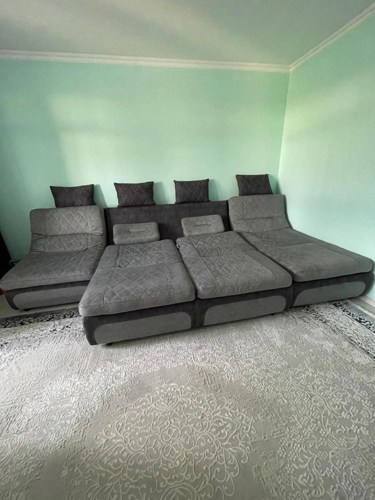 Срочно продается диван в отличном состоянии!!!