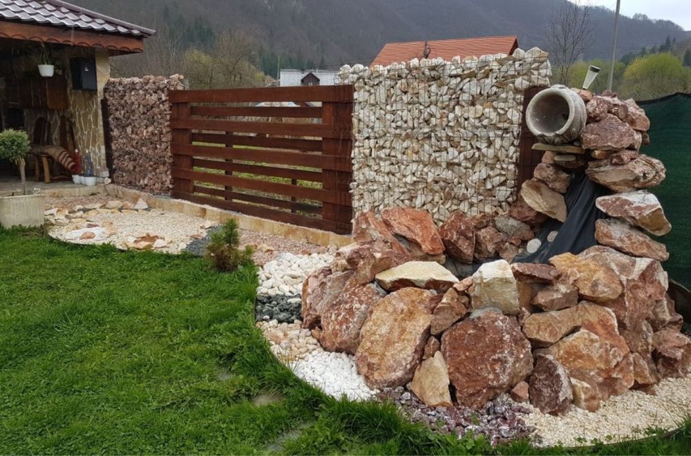 Piatra bolovani ornamentali oriunde in tara