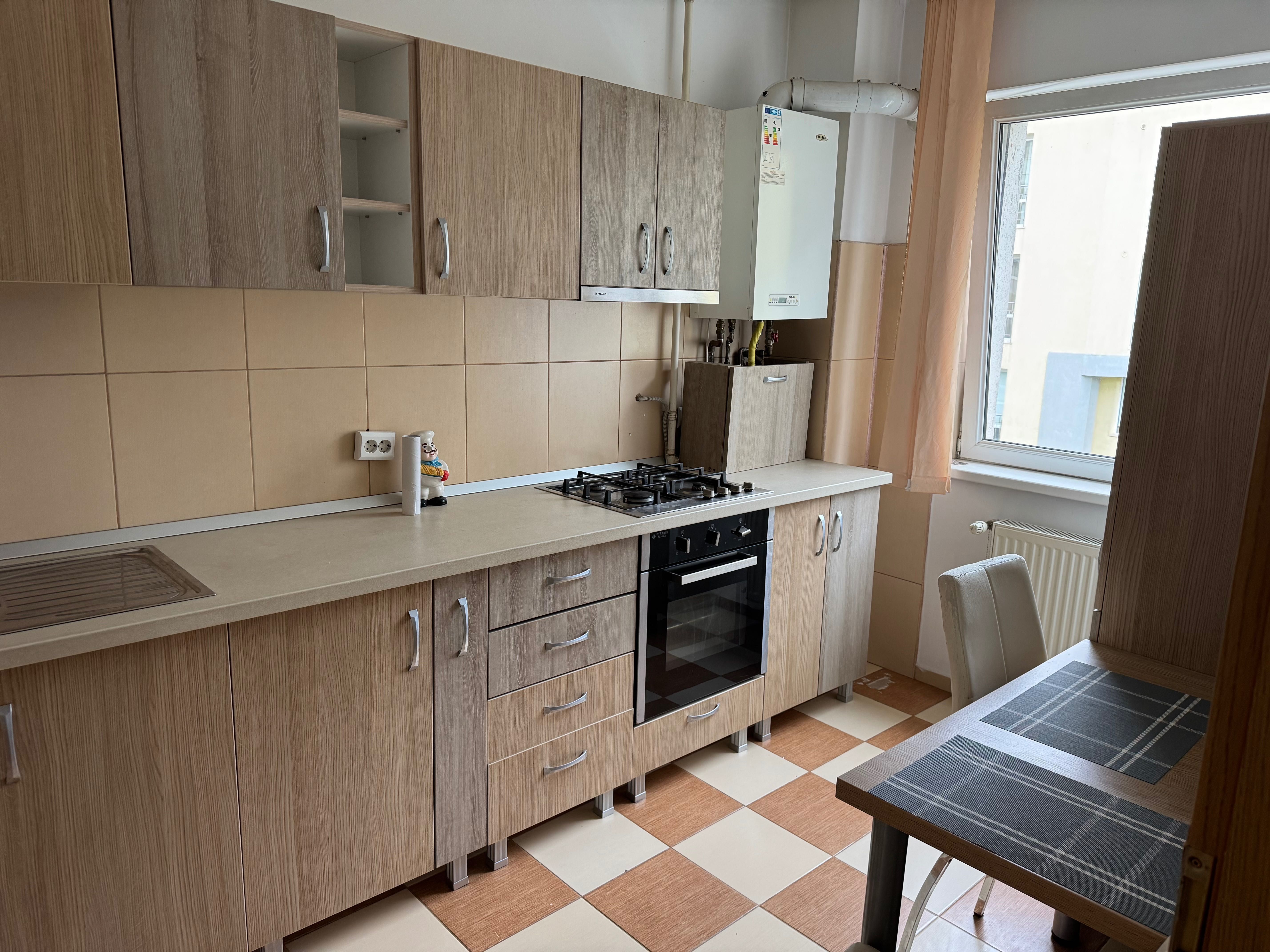 Închiriez studio Răcădau