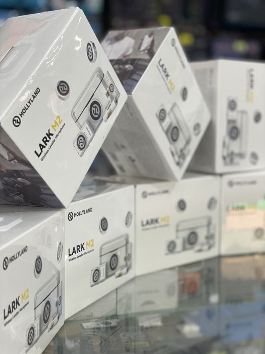 Беспроводной петличный микрофон HOLLYLAND LARK M2