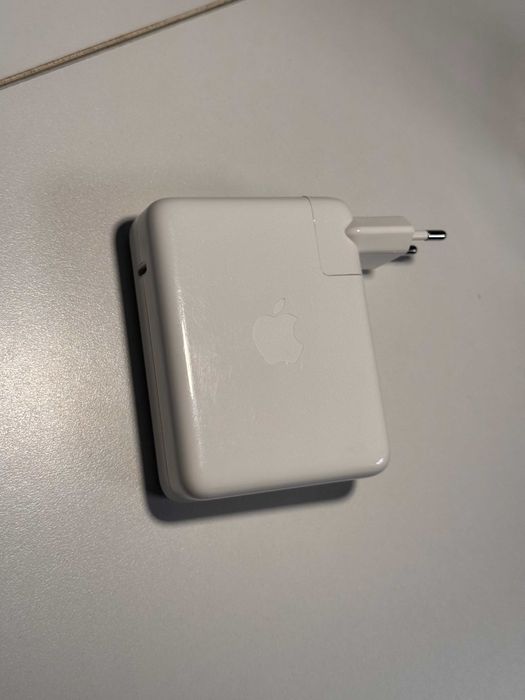 Адаптер питания Apple 140вт/USB-C Power Adapter 140w