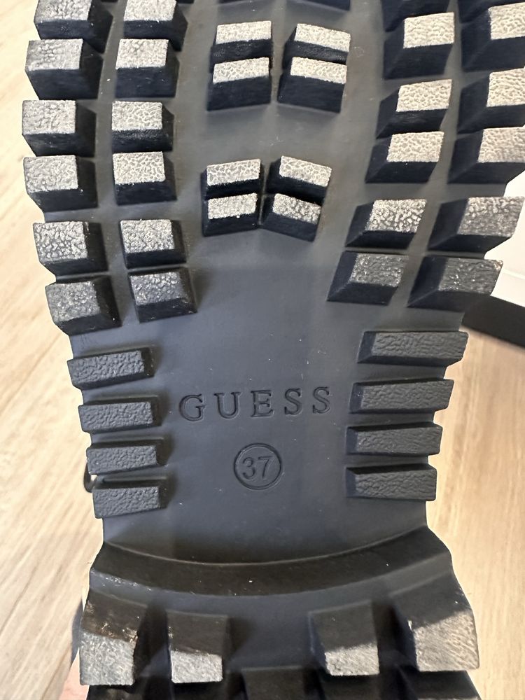 Дамски боти Guess 37 номер