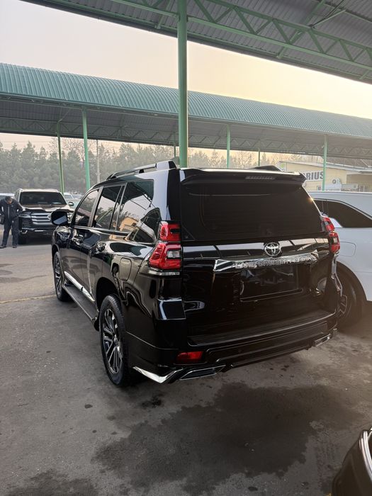 Land cruiser prado 150