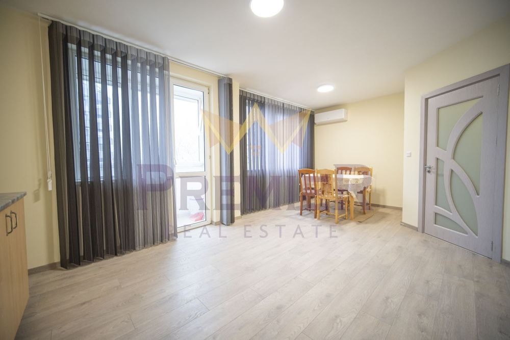 Дава се под наем Двустаен апартамент в Варна, Колхозен пазар - 76 кв.м за 306 € - Снимка #3