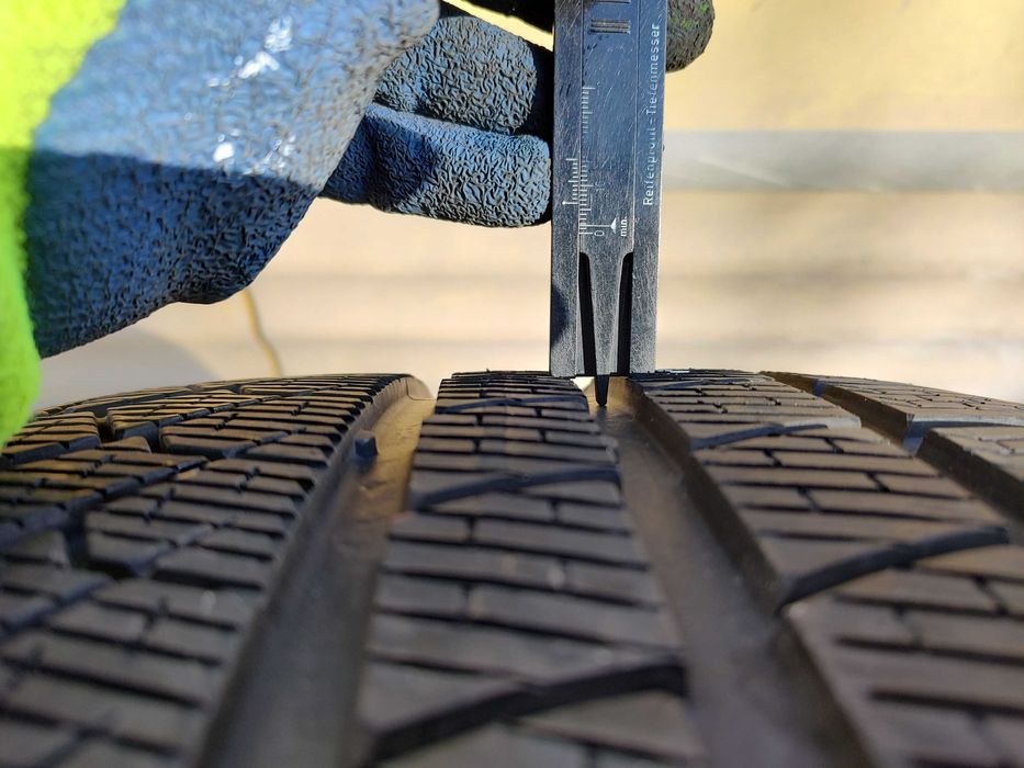 285/40/20 Pirelli P Zero Winter 2020г 6,5мм Единичка NO Porsche