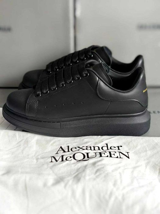 Обувки Alexander McQueen кецове сникърси маратонки