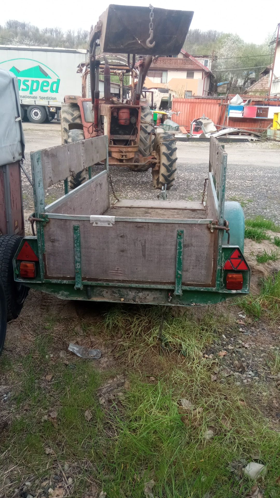 Remorca 750 kg, cu frana