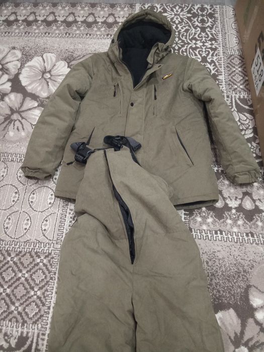 Продам зимний комбинезон