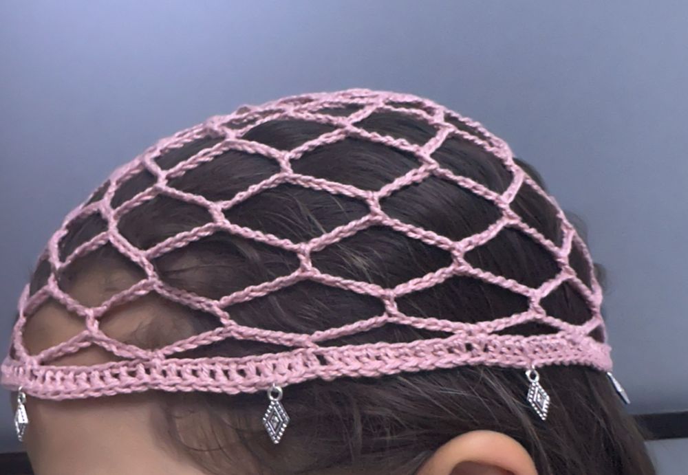 Тюбетейка сетка для девочек. Шапка кроше для девочек