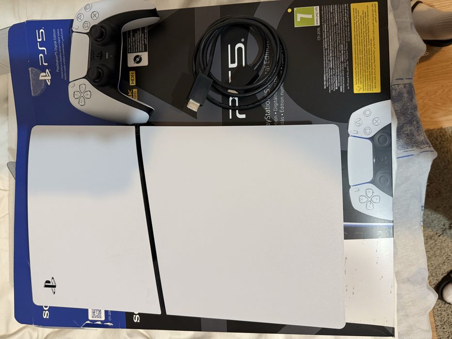 Playstation 5 slim 1TB