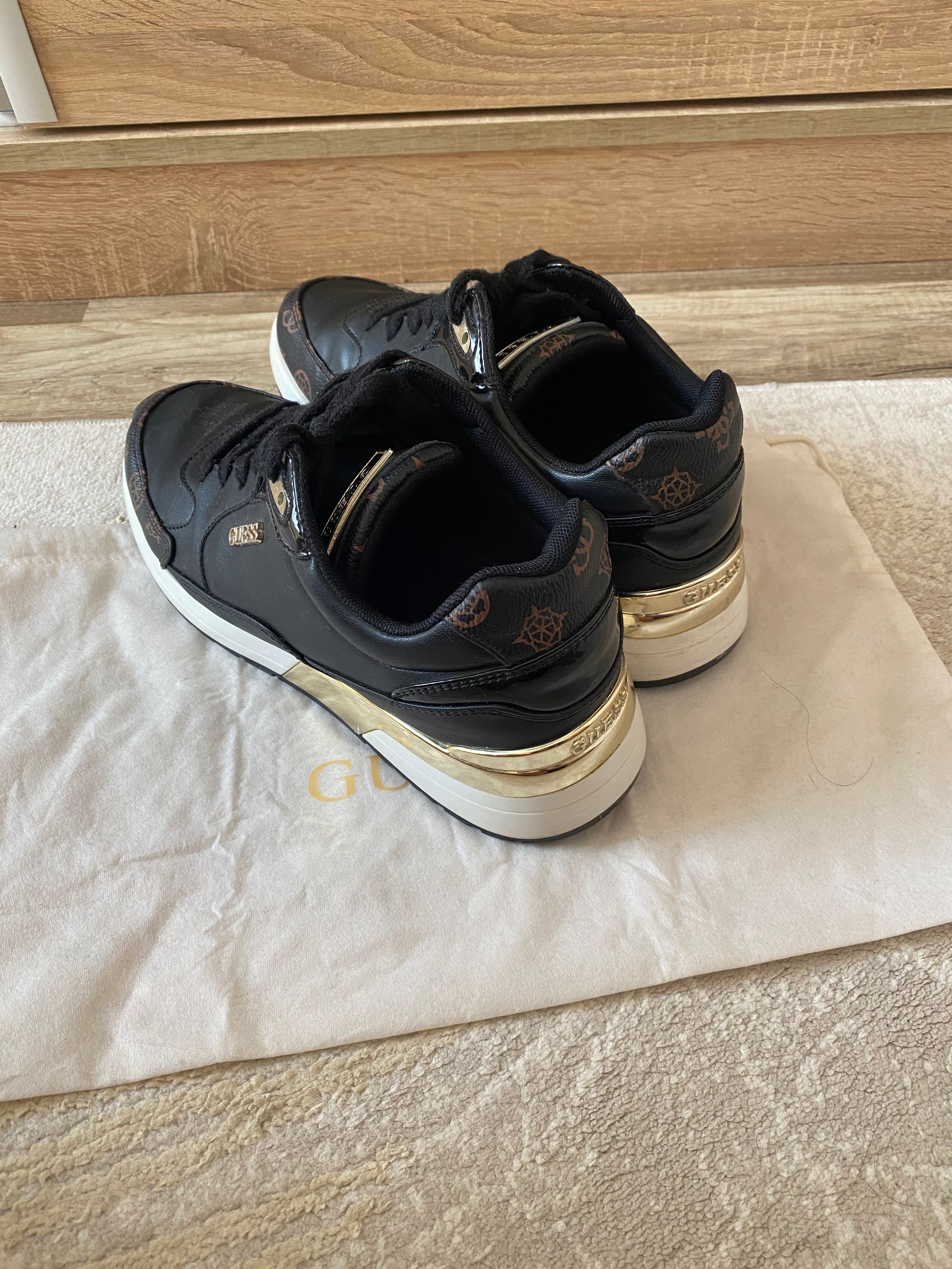 Дамски сникърси guess