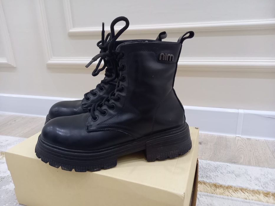 Продам обувь подроская девочки