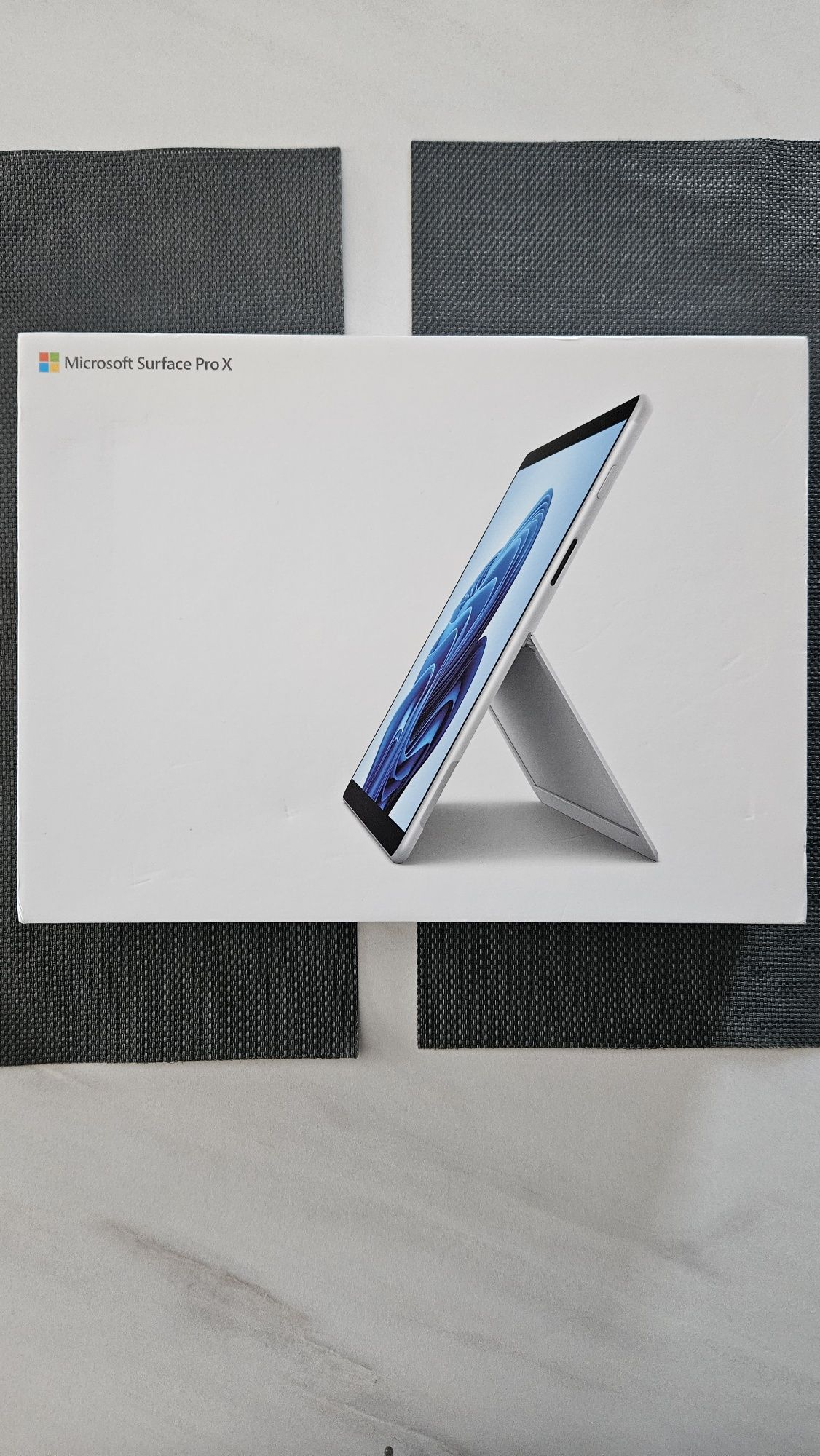 Microsoft Surface Pro X SQ2