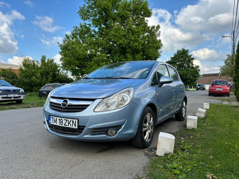 Opel Corsa 1.2 benzina