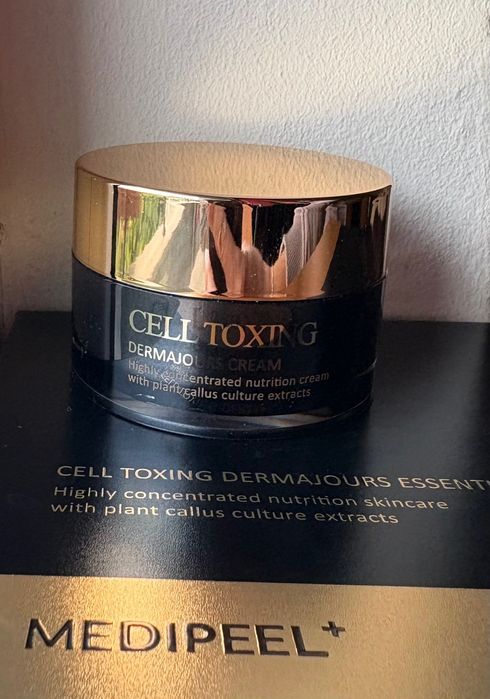 Чисто нов крем Medi-Peel Cell Toxing Dermajours Cream