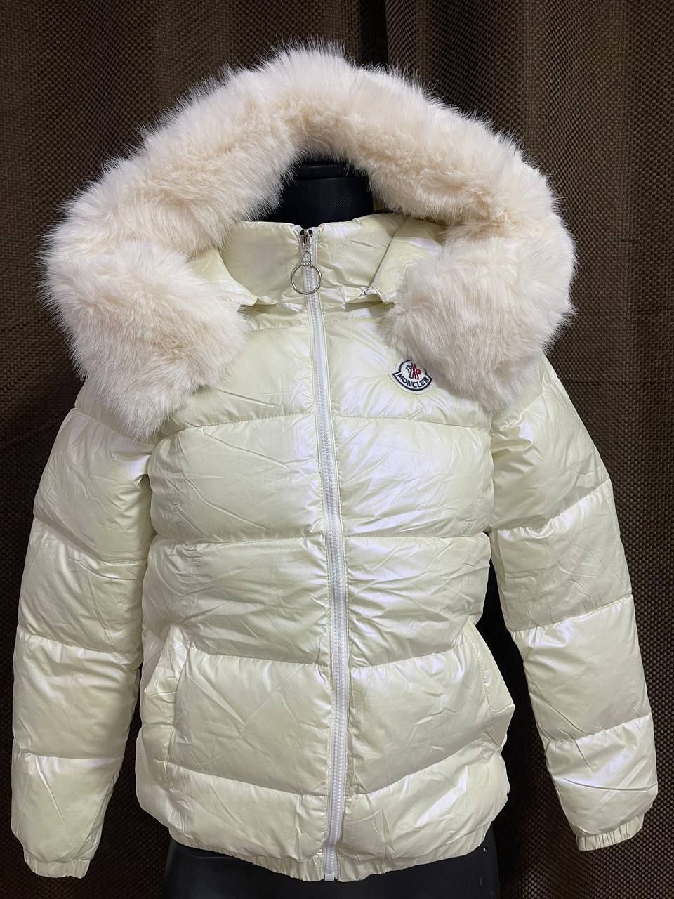 Geacă imblanită damă Moncler /siglă cusută