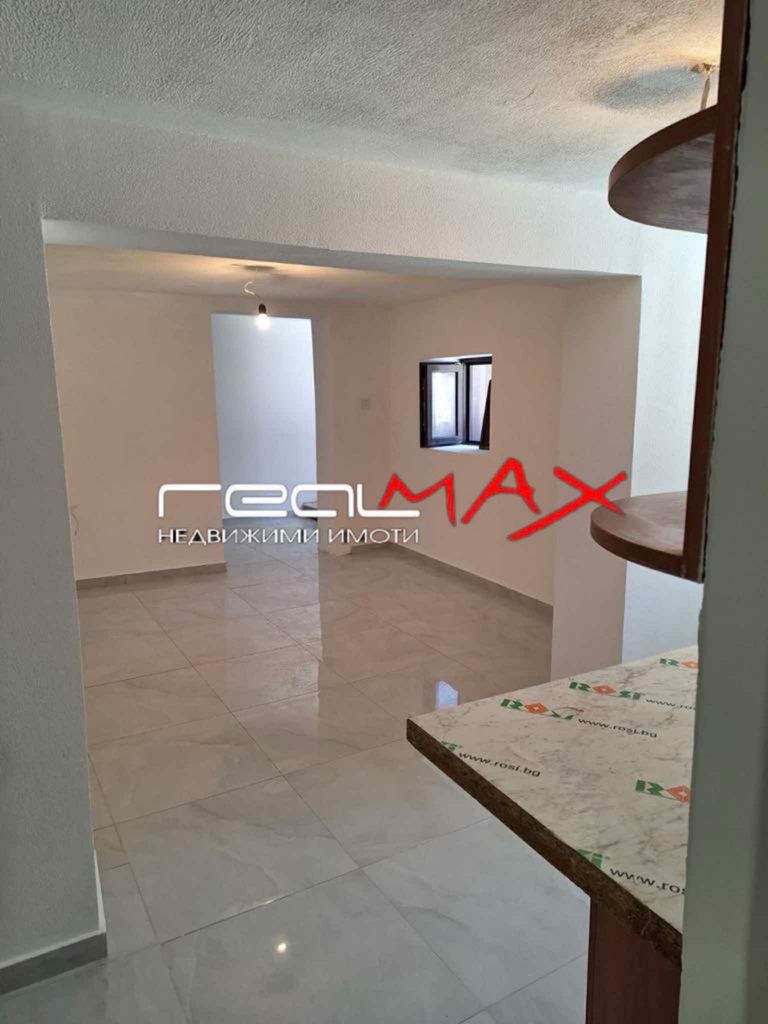 Продава се Къща в Шипка - 140 кв.м за 1129 €/кв.м - Снимка #10