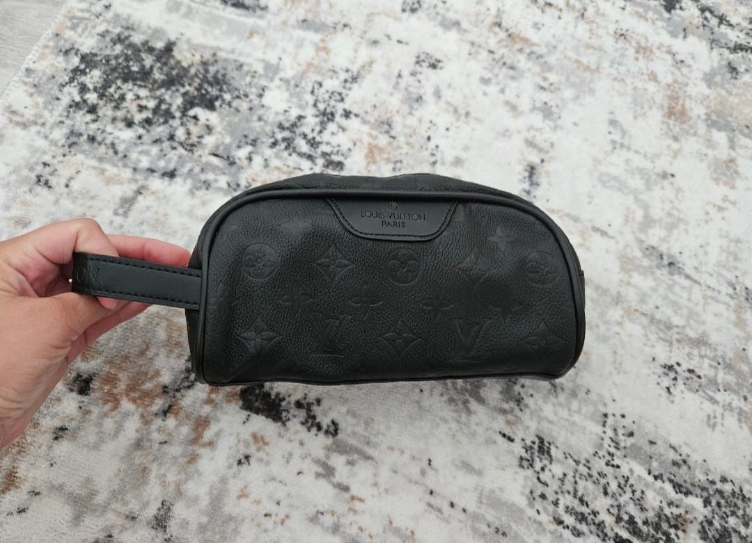 Мъжки чанти Louis Vuitton,Hugo,Armani