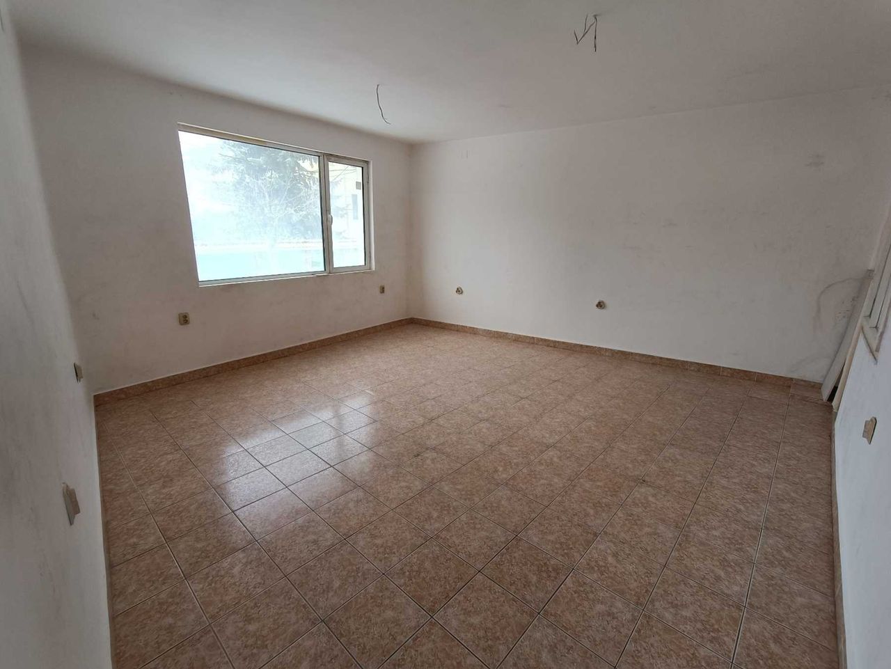 Продава се Офис в Велинград - 95 кв.м за 9 €/кв.м - Снимка #3