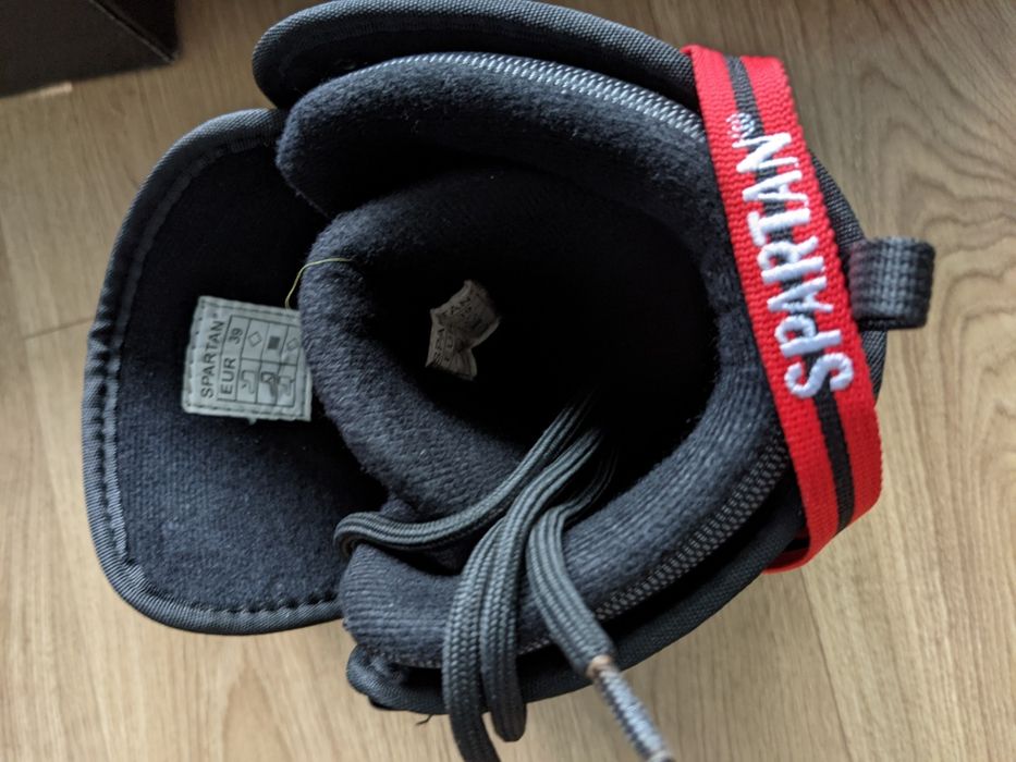 Продавам snowboard + автомати + обувки