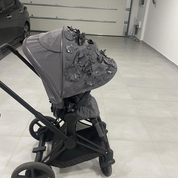 Уникална Количката CYBEX E - Priam