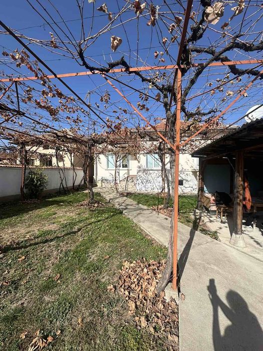 Продава се Къща в Казанлък - 100 кв.м за 495 €/кв.м - Снимка #1