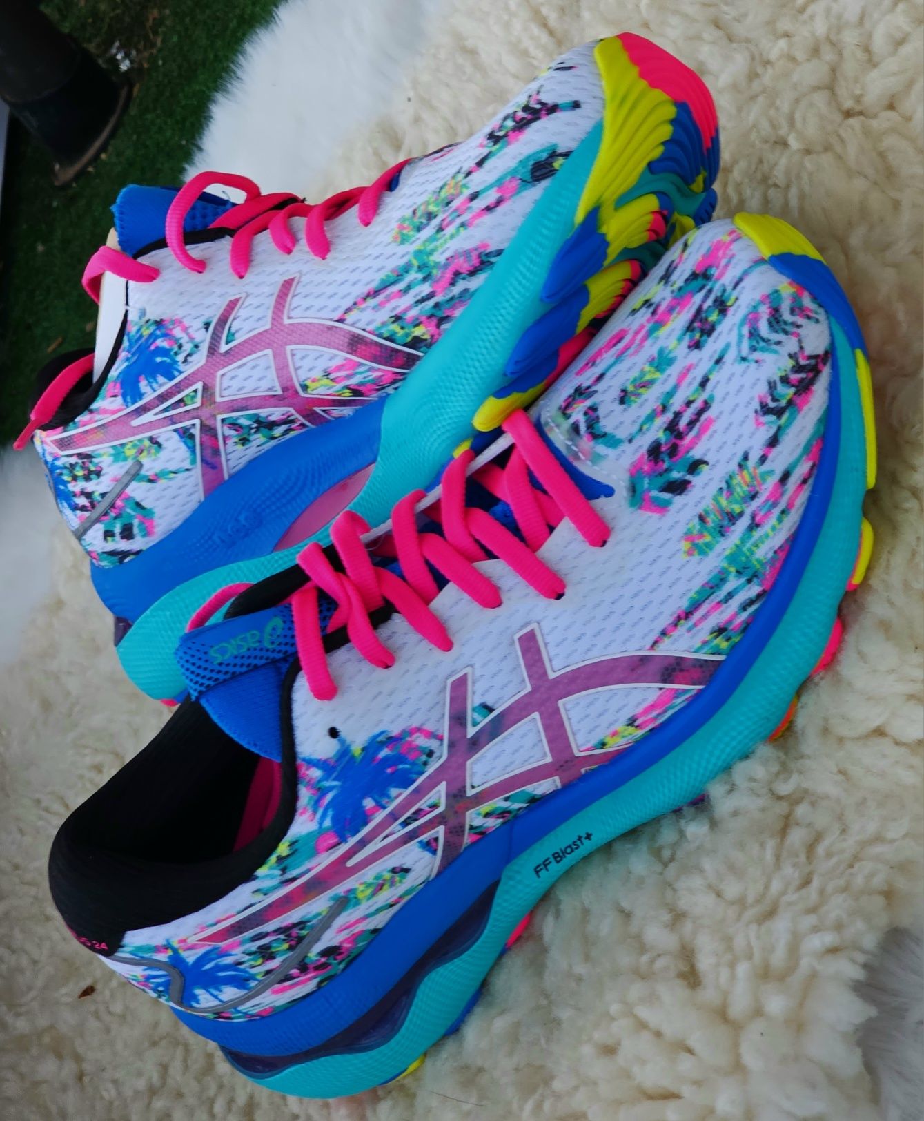 Asics Gel Nimbus 24 white pink glo оригинални дамски сникърси  38 номе