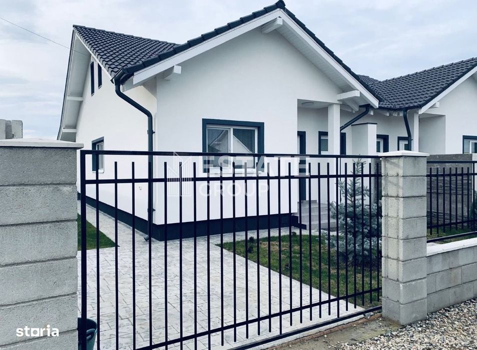 Duplex cu 3 camere in Mosnita Noua la asfalt