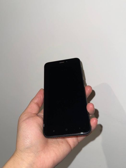 Телефон Xiaomi Redmi